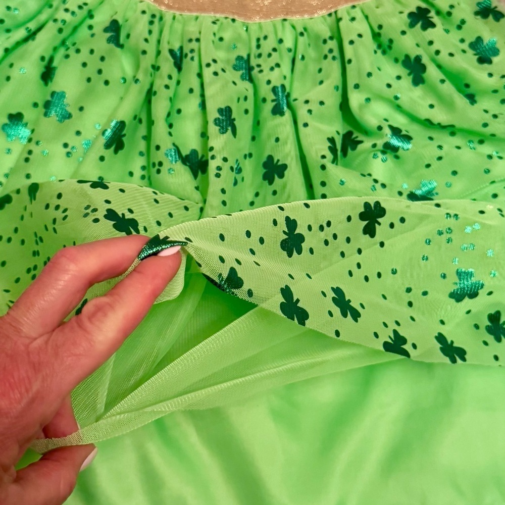 ☘️Cat & Jack Irish shamrock skirt perfect for st. paddy’s day green gold 10/12 - Picture 5 of 6